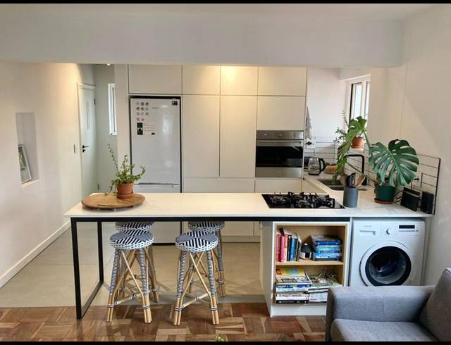 1 BEDROOM PROPERTY TO RENT IN SEA POINT